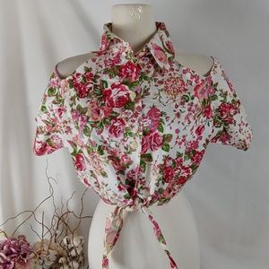 NWOT NAVI cold shoulder crop top